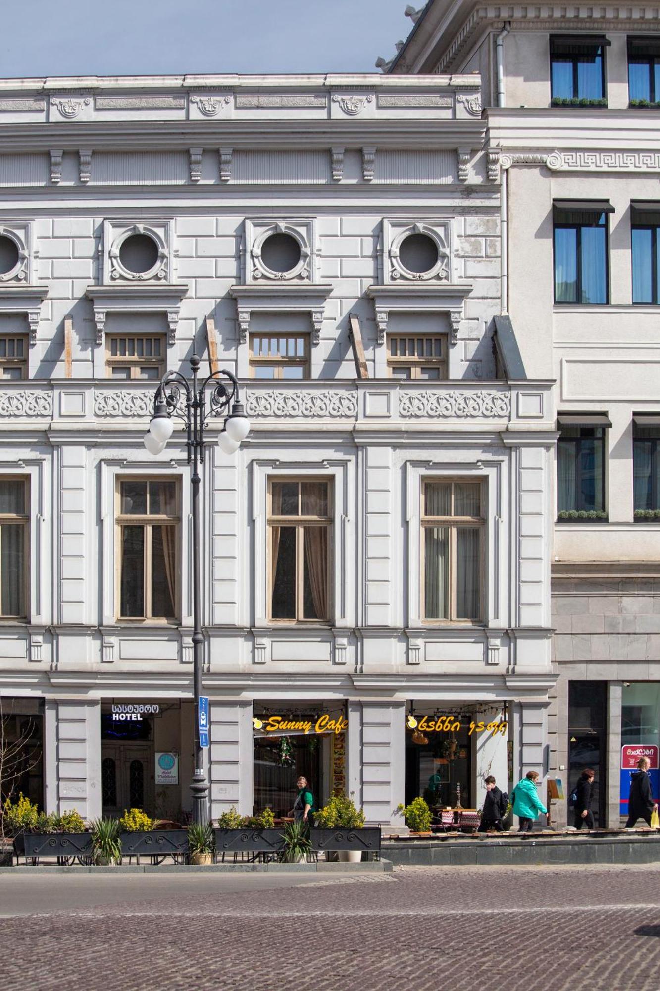 Hotel Middleton Tbilisi Exterior foto