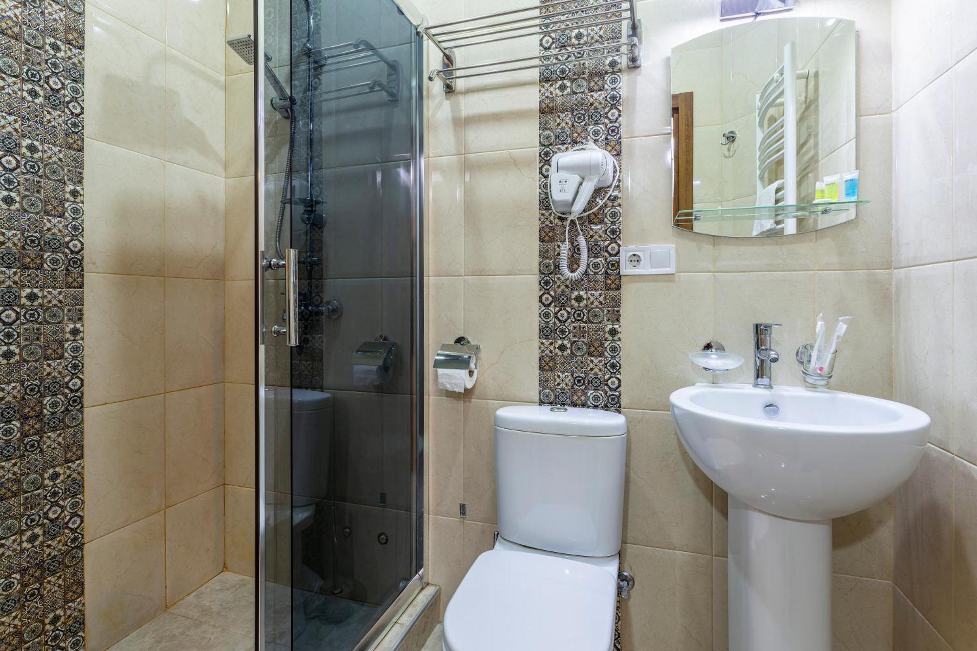 Hotel Middleton Tbilisi Exterior foto